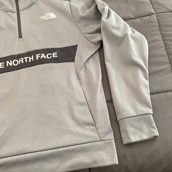 Men’s The North Face 1/2 Zip Pullover Hoodie Worn 2 times - Picture 5 of 10